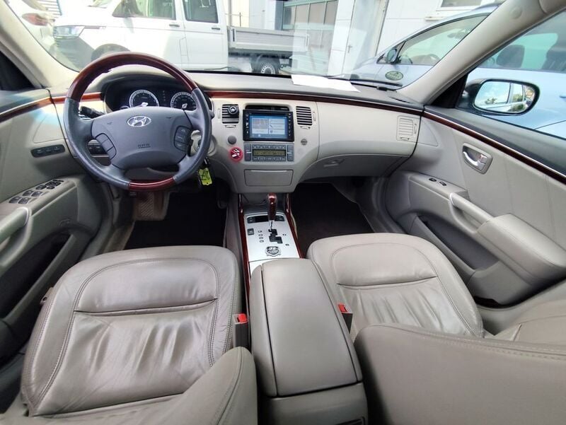 Schwarz Gebraucht 2006 Hyundai Grandeur Limousine | 5.950 € - Bild 1/4