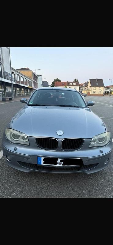 Grau Gebraucht 2007 BMW 116 Kleinwagen | 1.700 € (Superpreis) - Bild 1/4