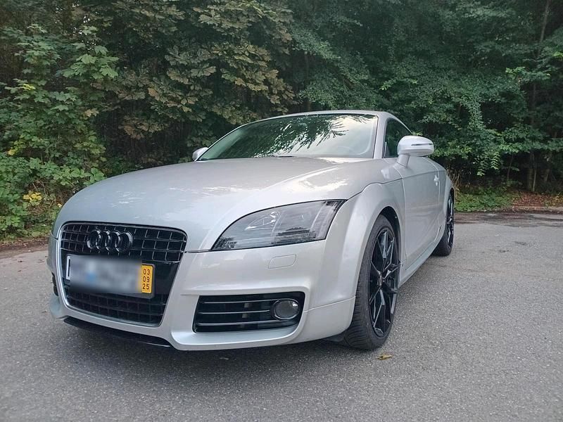 Silber Gebraucht 2007 Audi TT Design Coupé | 8.900 € (Fairer Preis) - Bild 1/4