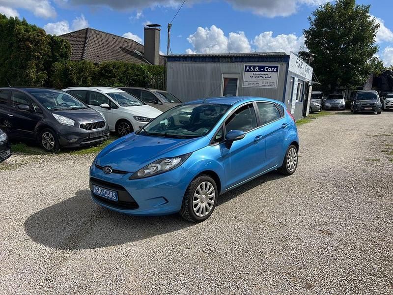 Blau Gebraucht 2011 Ford Fiesta Trend Kleinwagen | 2.600 € (Guter Preis) - Bild 1/4