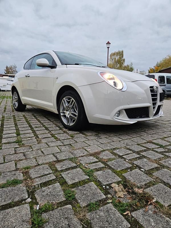 Gebraucht Alfa Romeo MiTo 95 PS (69 kW) 2010 Weiß Kleinwagen