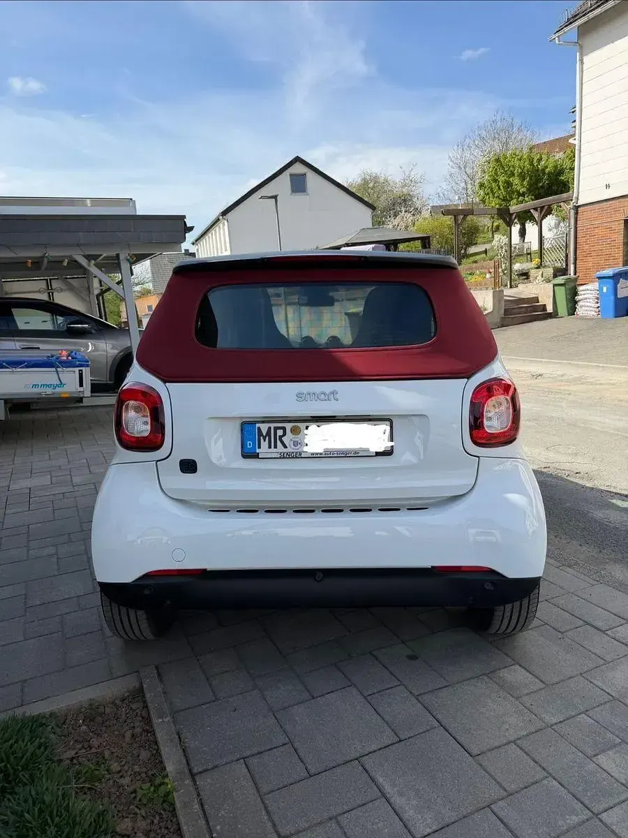 Gebraucht Smart ForTwo Coupé 60 kW (82 PS) 2020 Weiß Cabrio