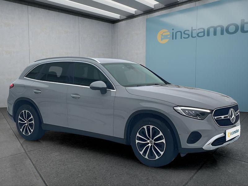 Gebraucht Mercedes GLC220 197 PS (144 kW) 2024 Grau SUV