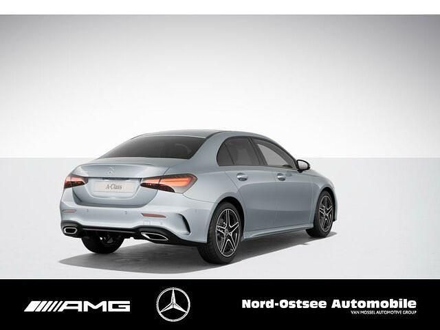 Gebraucht Mercedes A200 AMG 163 PS (119 kW) 2024 Andere farbe Kleinwagen
