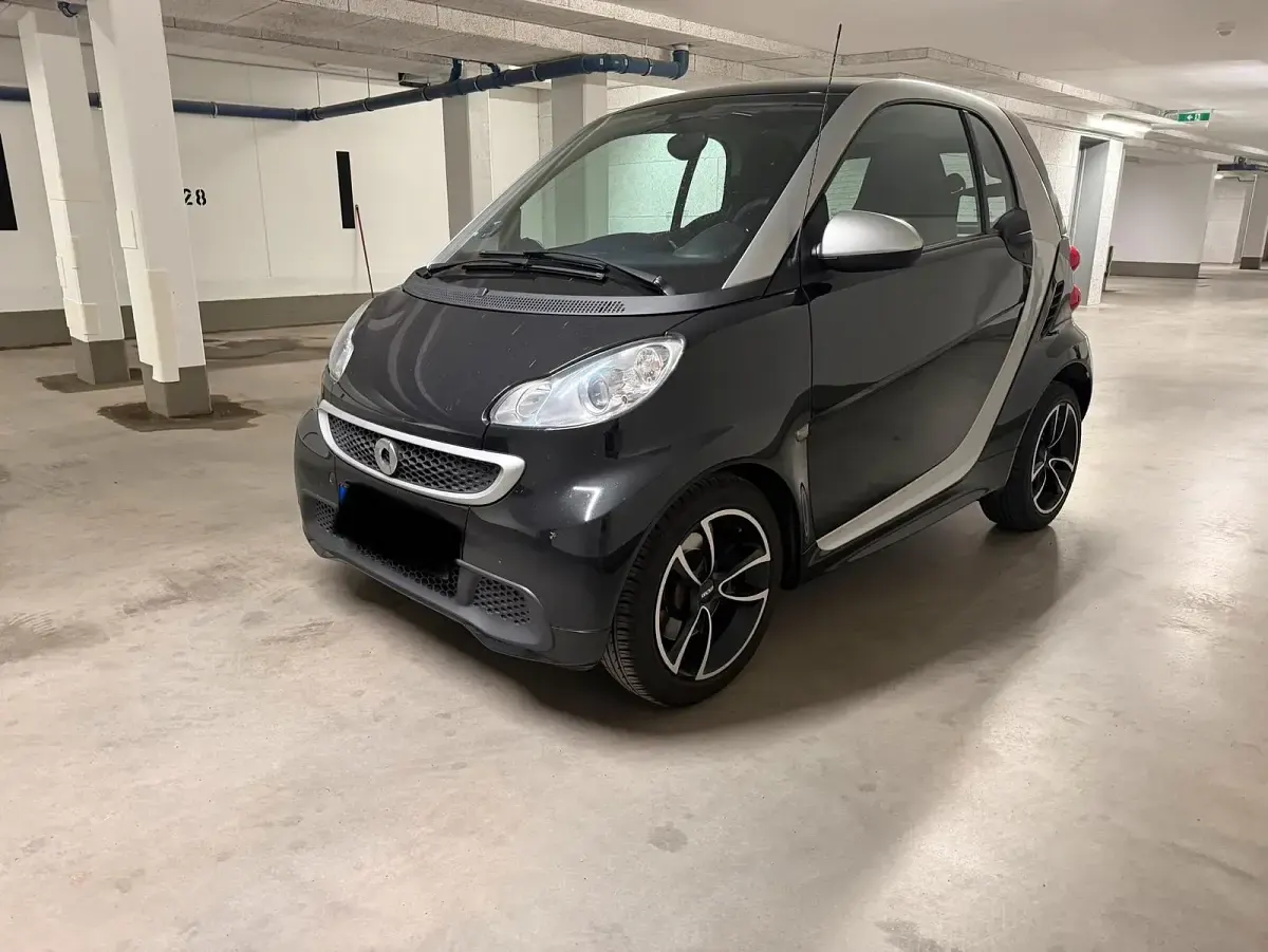 Gebraucht Smart ForTwo Coupé 71 PS (52 kW) 2014 Schwarz Coupé