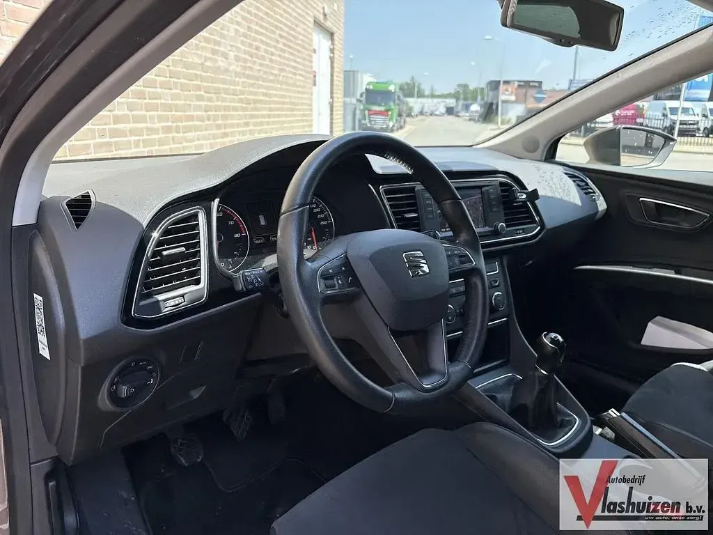 Gebraucht Seat Leon ST Style 105 PS (77 kW) 2014 Grau Kombi