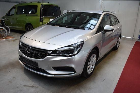 Argon silber/ice silver (m2) Gebraucht 2019 Opel Astra Edition Kombi | 5.990 € (Superpreis) - Bild 1/4
