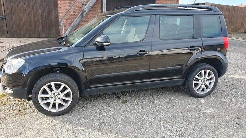 Gebraucht Skoda Yeti 122 PS (89 kW) 2011 Schwarz SUV