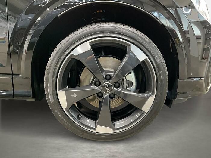 Gebraucht Audi Q2 S-Line 150 PS (110 kW) 2025 Schwarz (mythosschwarz) SUV