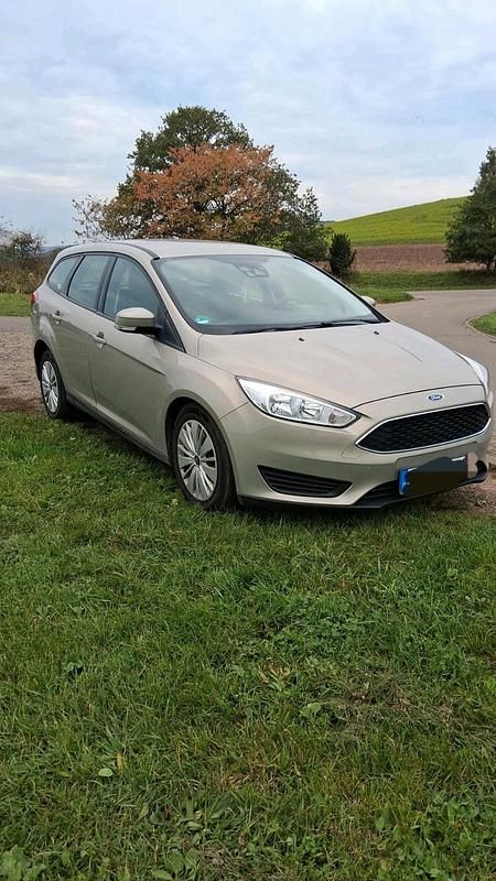 Gebraucht 2015 Ford Focus Kombi | 4.000 € (Superpreis) - Bild 1/4