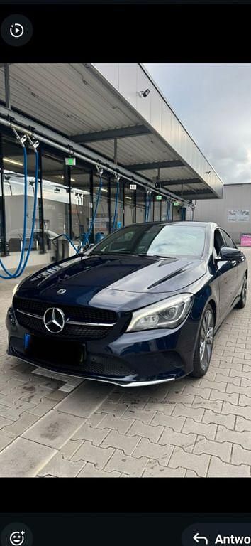 Gebraucht Mercedes CLA220 Edition 177 PS (130 kW) 2018 Blau Limousine