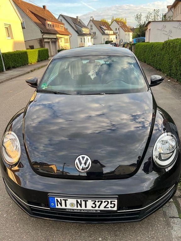Second-hand VW Beetle 105 CP (77 kW) 2013 Negru Hatchback
