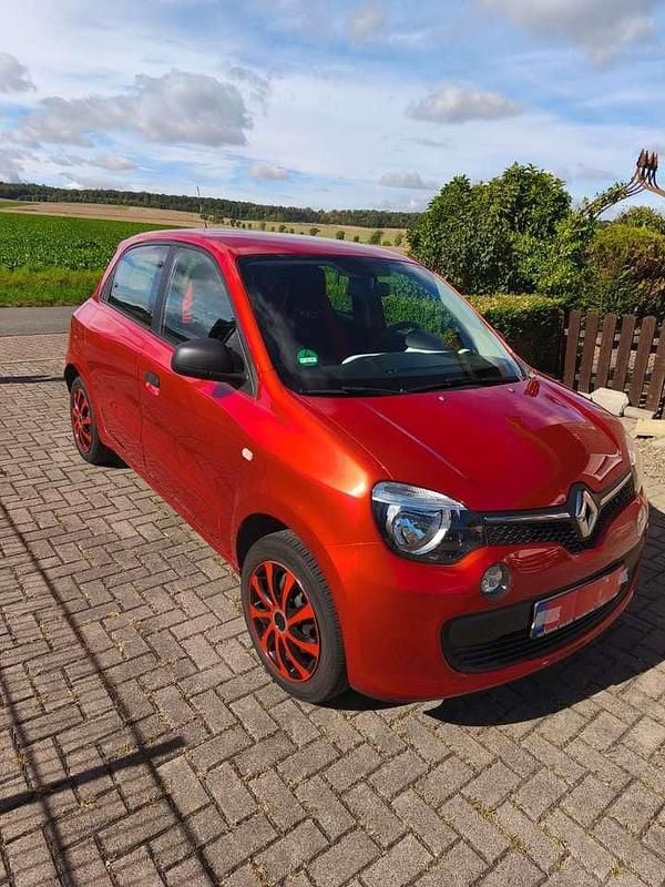 Gebraucht 2015 Renault Twingo Expression Kleinwagen | 5.850 € (Guter Preis) - Bild 1/4