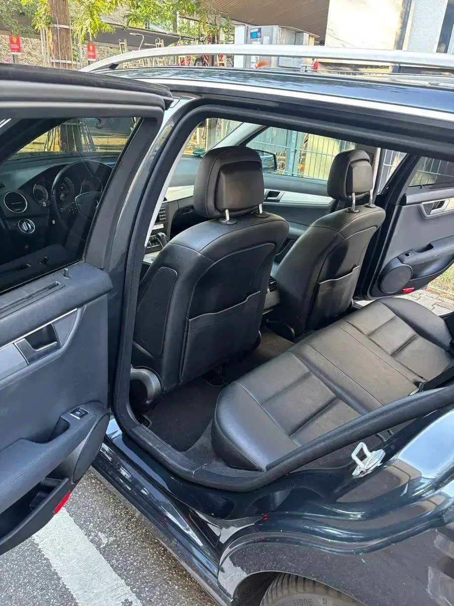 Gebraucht Mercedes 200 185 PS (136 kW) 2014 Schwarz Kombi