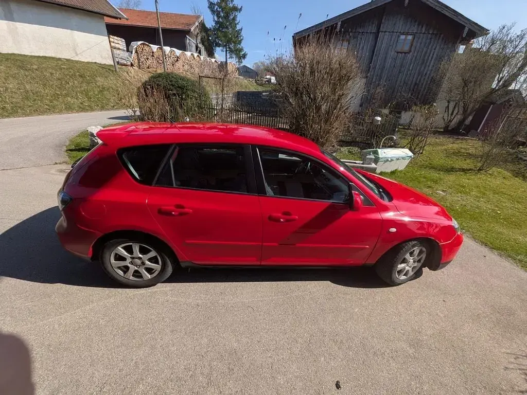 Gebraucht Mazda 3 105 PS (77 kW) 2008 Rot Limousine