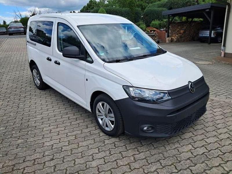 Gebraucht VW Caddy 102 PS (75 kW) 2021 Weiß Van / Kleinbus
