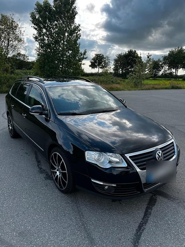 Schwarz Gebraucht 2006 VW Passat Kombi | 3.999 € - Bild 1/4
