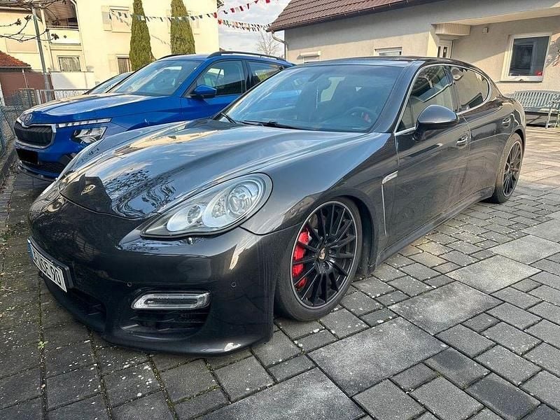 Gebraucht Porsche Panamera Turbo 500 PS (367 kW) 2011 Grau Limousine