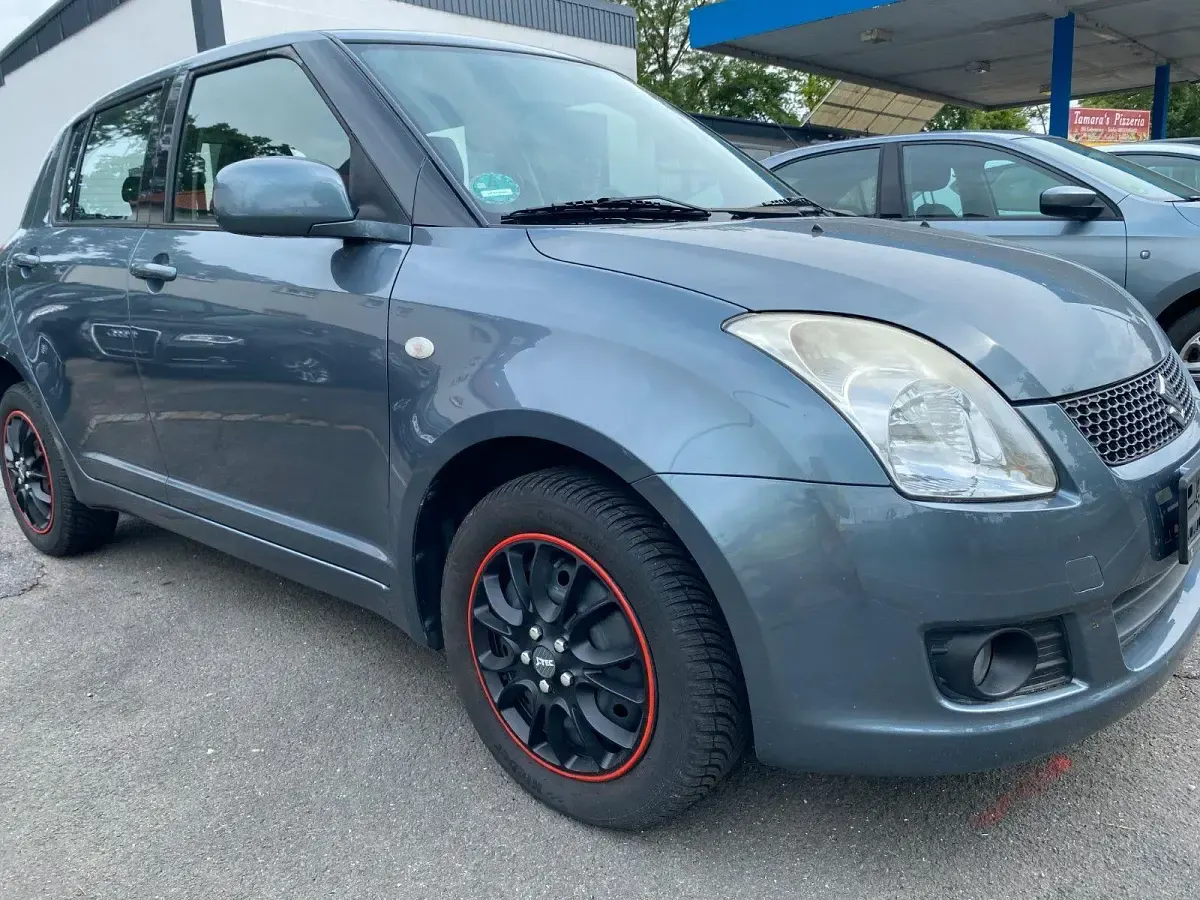 Gebraucht Suzuki Swift Snow 92 PS (67 kW) 2009 Grau Kleinwagen