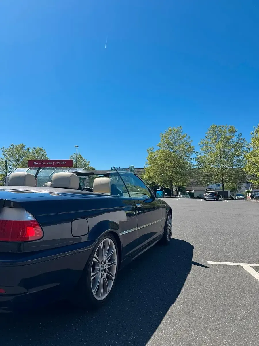 Gebraucht BMW 320 Cabriolet M Sport 150 PS (110 kW) 2006 Blau Cabrio