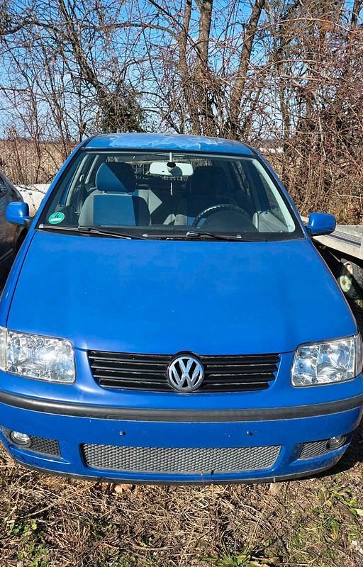 Second-hand VW Polo 75 CP (55 kW) 2001 Albastru Hatchback