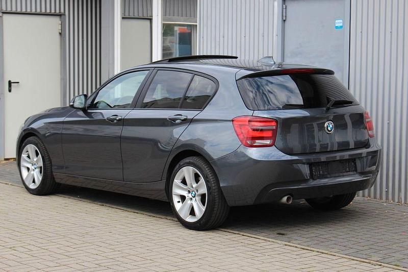 Gebraucht BMW 118 Advantage 143 PS (105 kW) 2013 Grau Kleinwagen