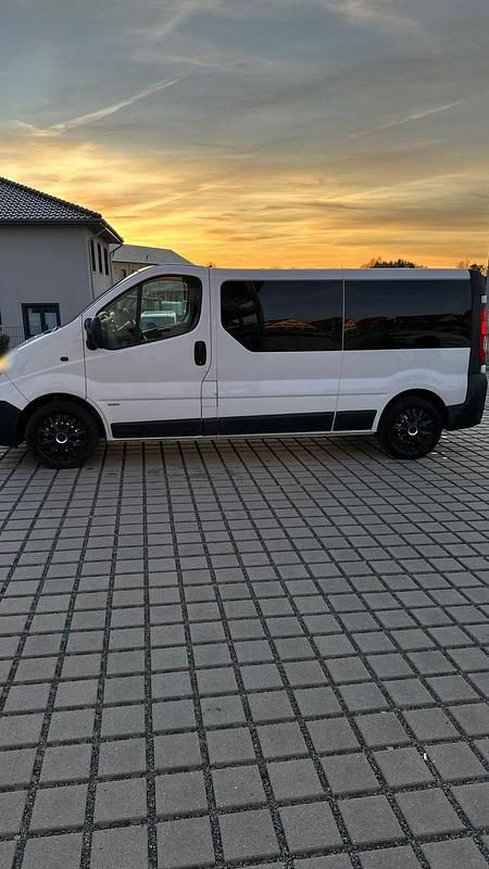 Gebraucht Opel Vivaro 90 PS (66 kW) 2013 Weiß Van / Kleinbus