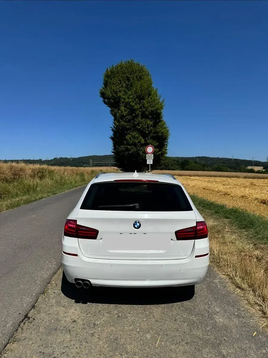 Gebraucht BMW 520 Comfort Edition 184 PS (135 kW) 2014 Weiß Kombi