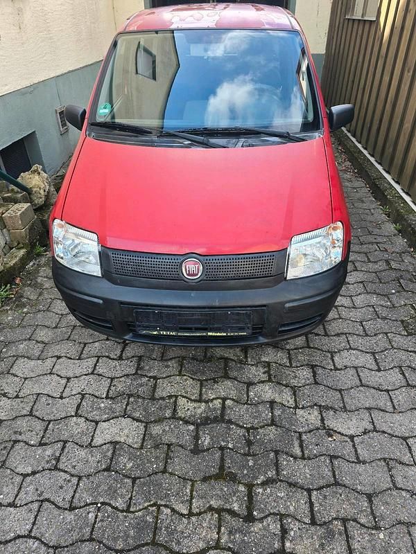 Gebraucht Fiat Panda 70 PS (51 kW) 2009 Rot Kleinwagen