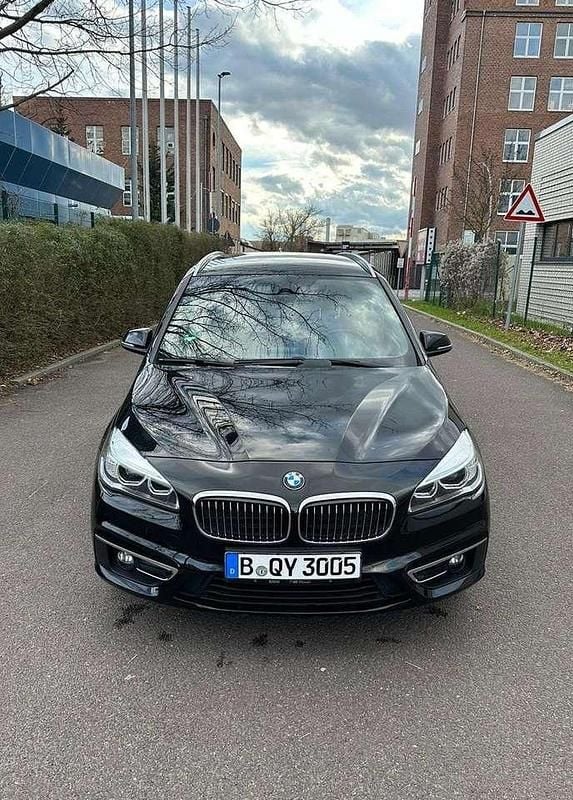 Schwarz Gebraucht 2015 BMW 216 Luxury Line Van / Kleinbus | 7.000 € (Guter Preis) - Bild 1/4