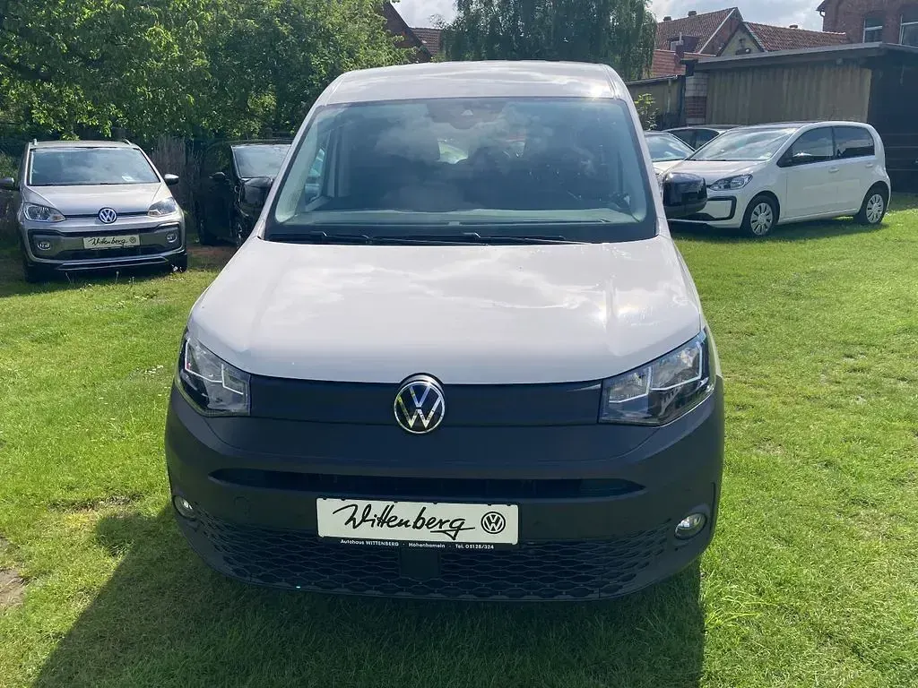 Usado VW Caddy Life 122 CV (89 kW) 2021 Blanco Monovolumen