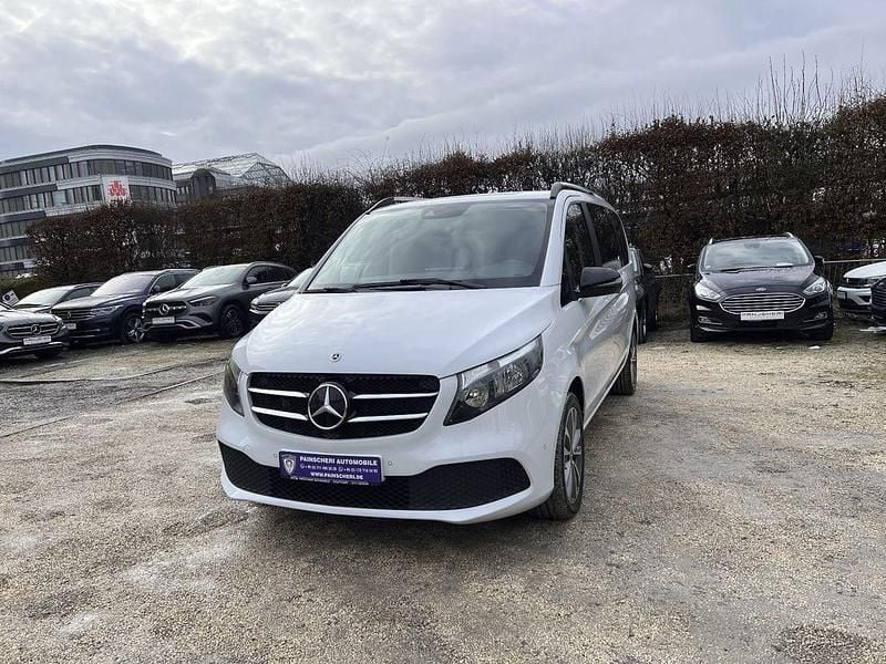 Gebraucht Mercedes V250 Night 190 PS (139 kW) 2021 Bergkristallweiss Van / Kleinbus