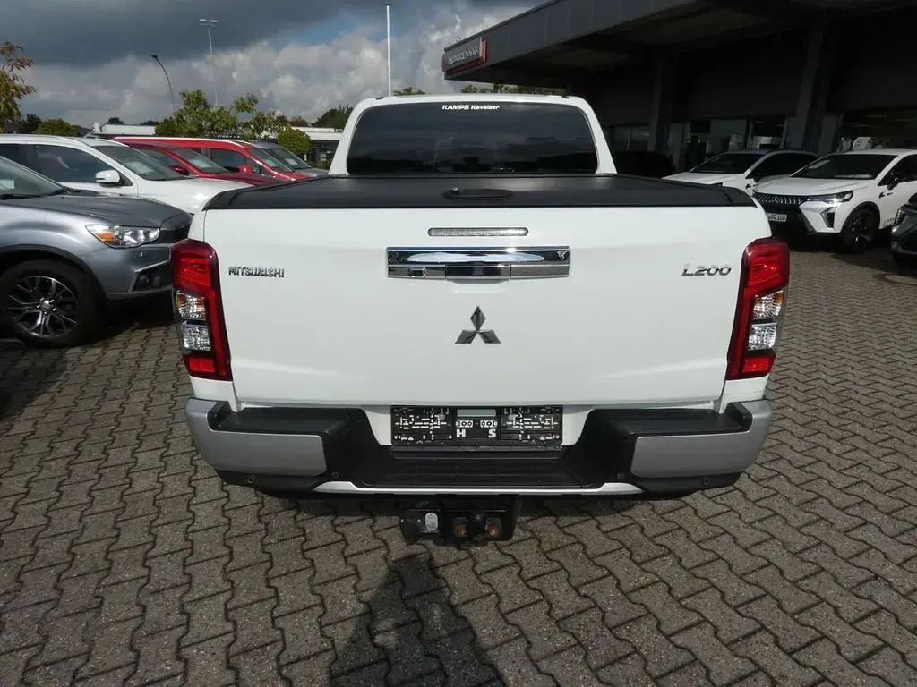 Gebraucht Mitsubishi L200 Top 150 PS (110 kW) 2020 Weiß Pickup