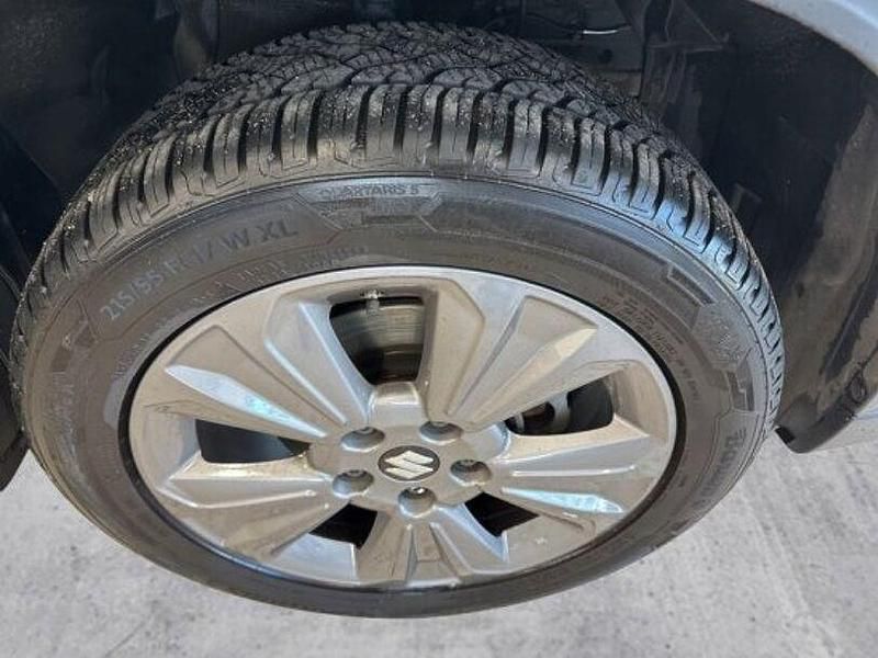 Gebraucht Suzuki Vitara 140 PS (102 kW) 2021 Grau SUV