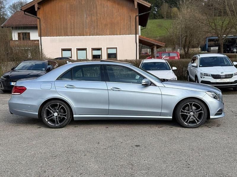 Gebraucht Mercedes E250 204 PS (150 kW) 2013 Silber Limousine