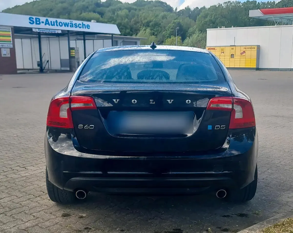 Gebraucht Volvo S60 230 PS (169 kW) 2013 Schwarz Limousine