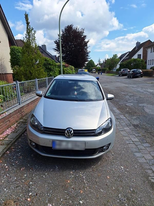 Gebraucht VW Golf VI 105 PS (77 kW) 2009 Grau Kleinwagen