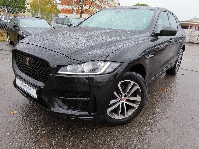 Schwarz Gebraucht 2020 Jaguar F-Pace R SUV | 18.683 € (Guter Preis) - Bild 1/4