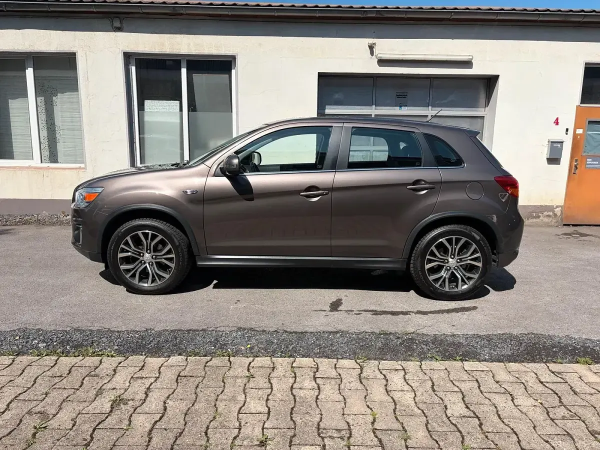 Gebraucht Mitsubishi ASX 117 PS (86 kW) 2015 Braun SUV