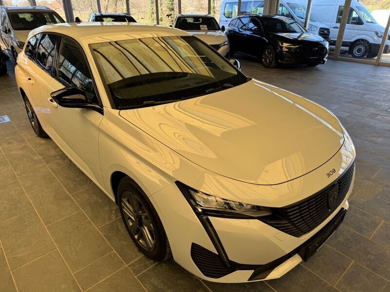 Weiß Gebraucht 2024 Peugeot 308 Allure Kombi | 25.700 € (Superpreis) - Bild 1/4