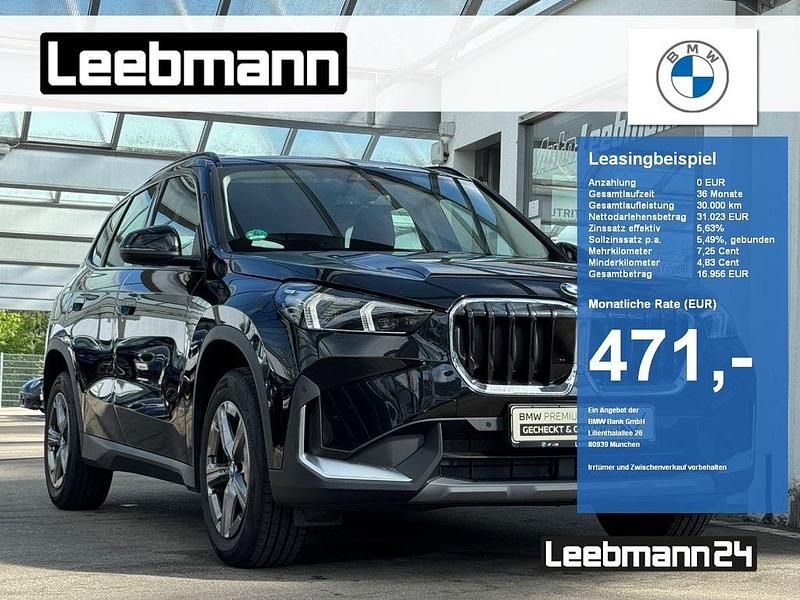 Saphirschwarz (metallic) Gebraucht 2024 BMW X1 Sport Line SUV | 35.150 € (Guter Preis) - Bild 1/4