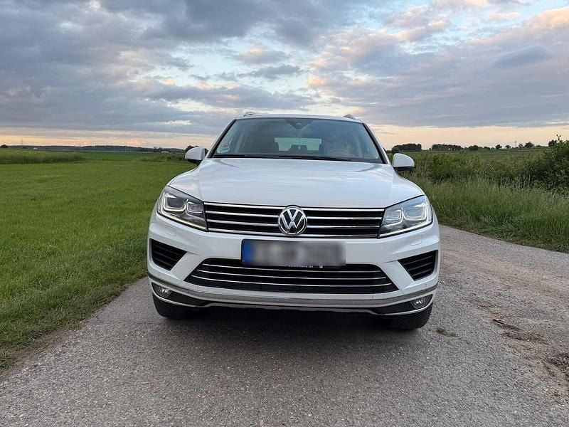 Weiß Gebraucht 2018 VW Touareg SUV | 24.000 € (Superpreis) - Bild 1/4