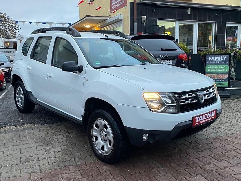 Gebraucht Dacia Duster Basis 105 PS (77 kW) 2014 Weiß SUV