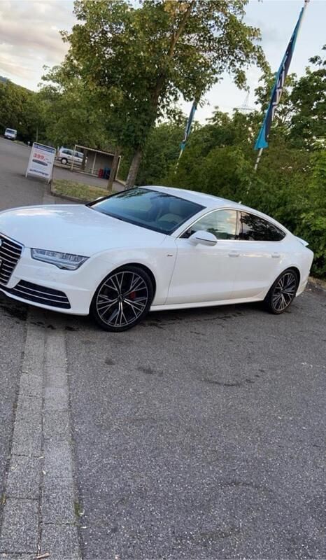 Weiß Gebraucht 2017 Audi A7 Comfort Kleinwagen | 30.500 € (Teuer) - Bild 1/4