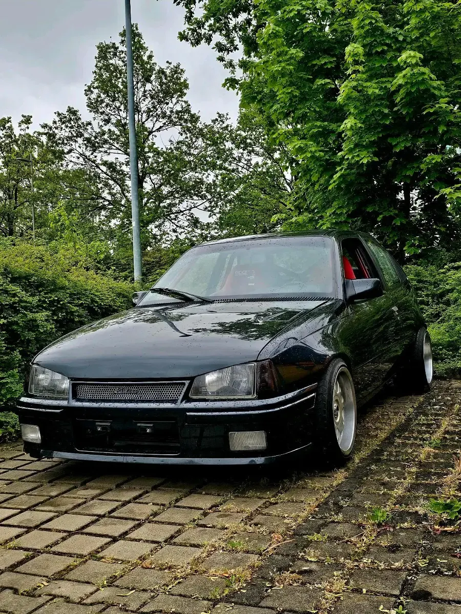 Gebraucht Opel Kadett 159 PS (116 kW) 1989 Schwarz Kleinwagen