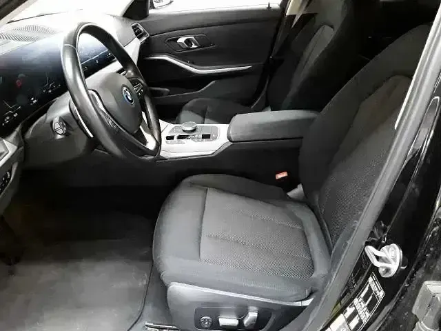 Gebraucht BMW 320e Shadowline 204 PS (150 kW) 2022 Schwarz Kombi