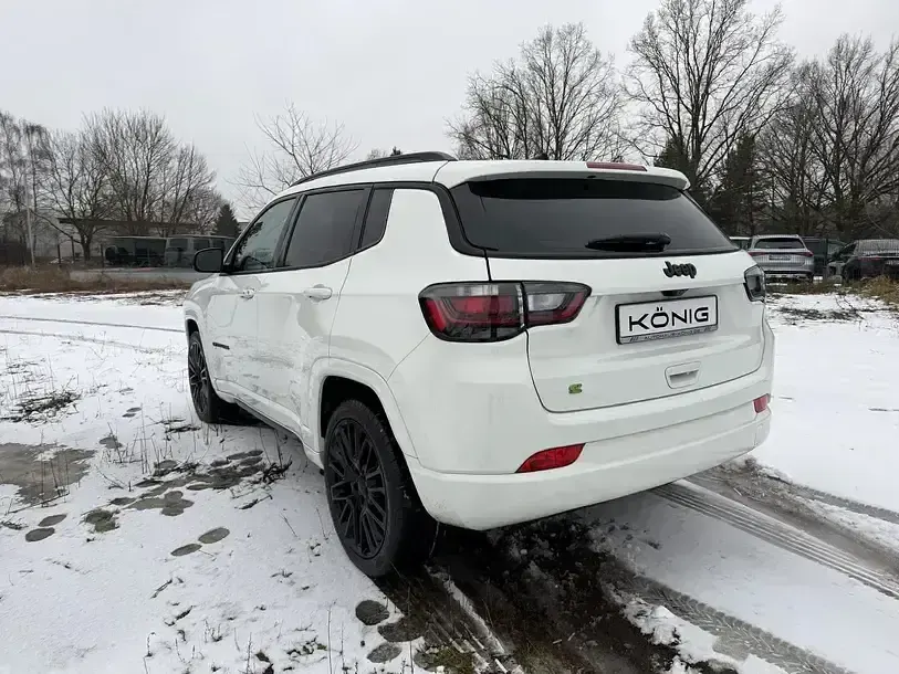 Gebraucht Jeep Compass Altitude 131 PS (96 kW) 2023 Weiß SUV
