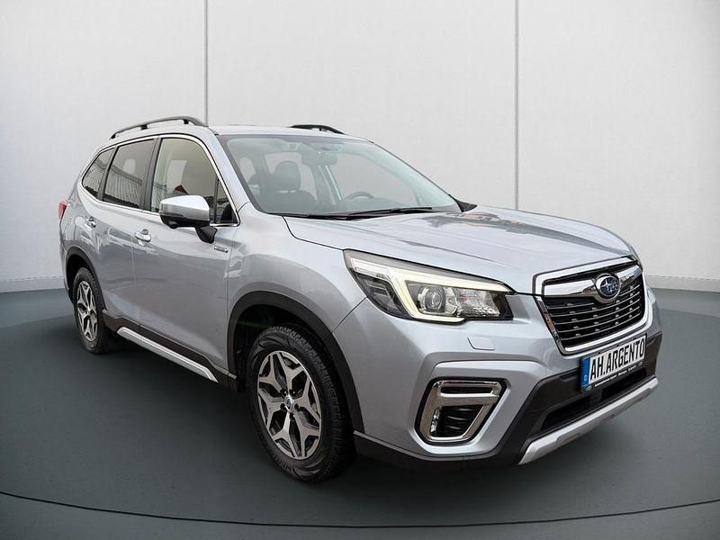 Gebraucht Subaru Forester Active 150 PS (110 kW) 2019 Silber SUV