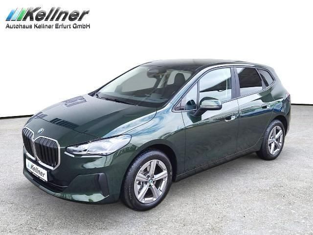 Grün Gebraucht 2024 BMW 216 Active Tourer Van / Kleinbus | 27.881 € (Guter Preis) - Bild 1/4