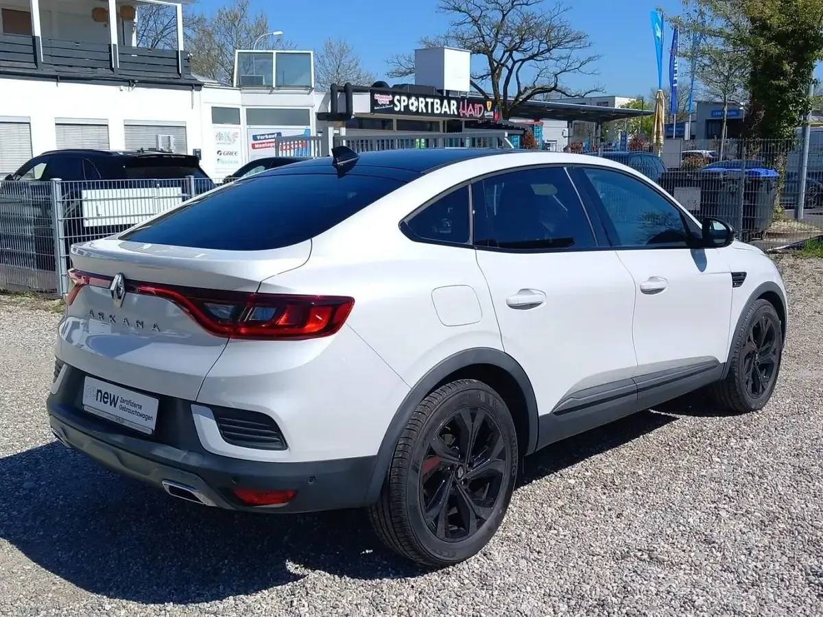 Gebraucht Renault Arkana R.S. 158 PS (116 kW) 2022 Kyanitweiß metallic SUV